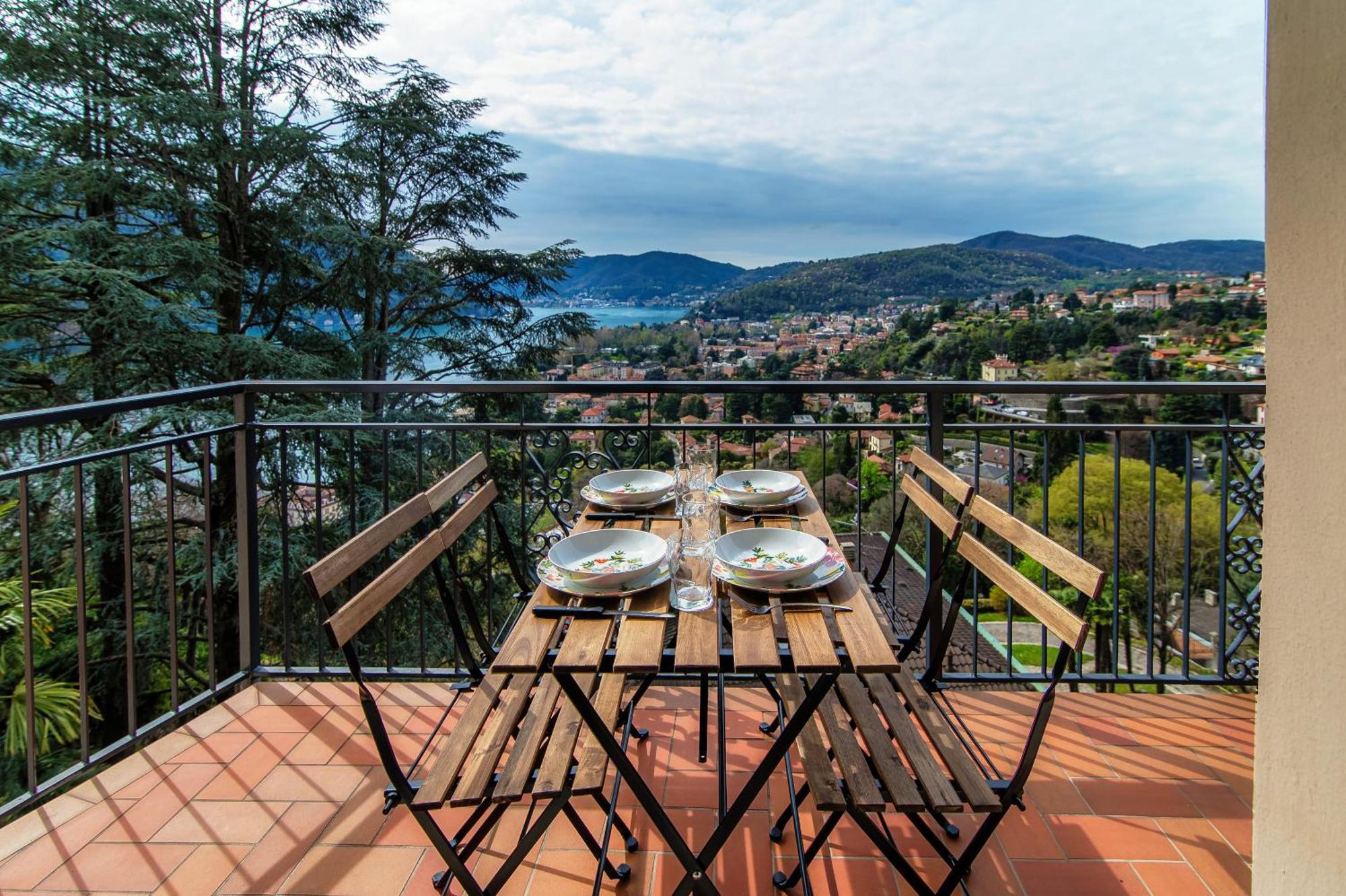 Vista Lario Apartment - Aqua Apartments Τσερνόμπιο Εξωτερικό φωτογραφία