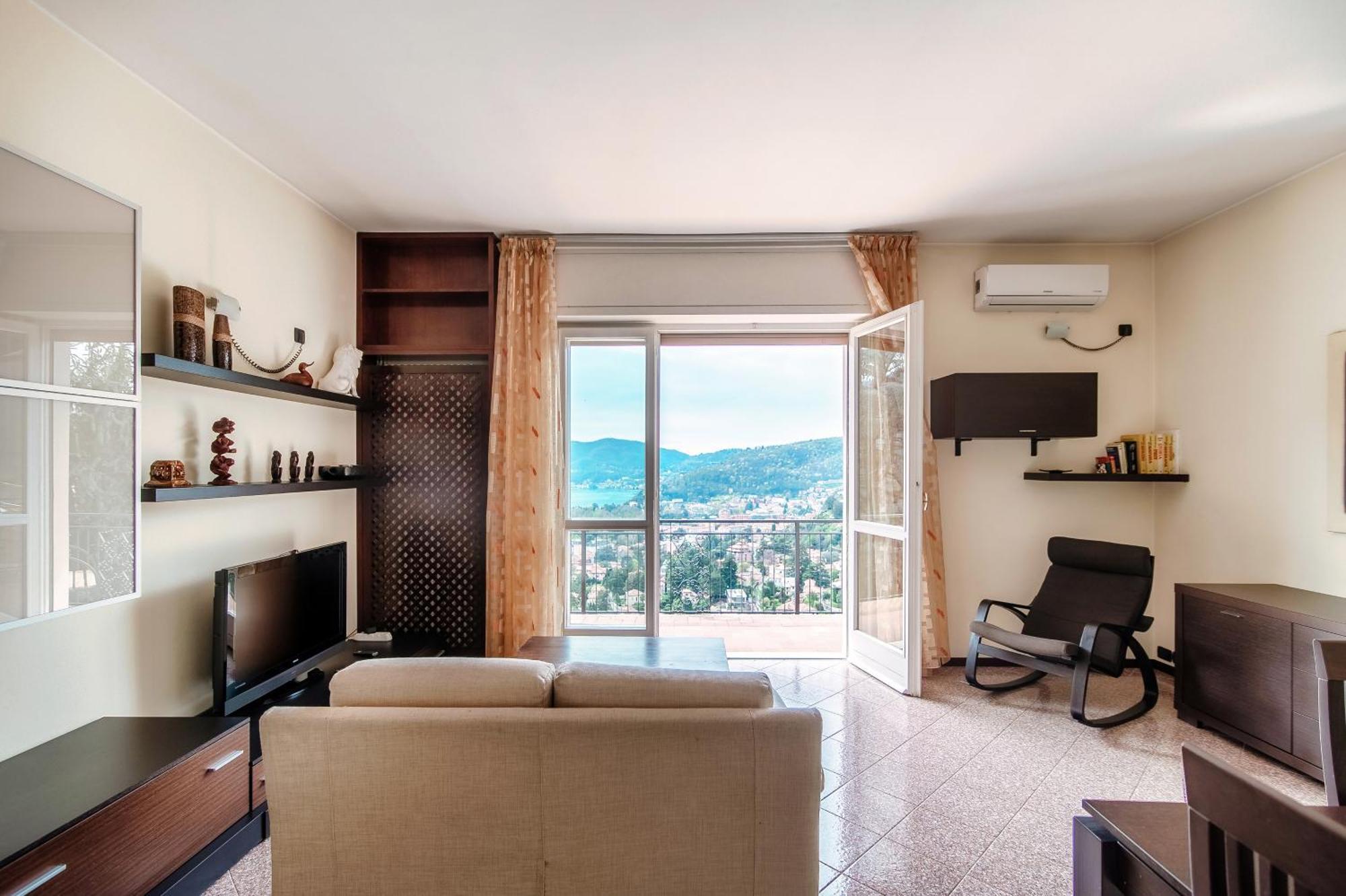 Vista Lario Apartment - Aqua Apartments Τσερνόμπιο Εξωτερικό φωτογραφία