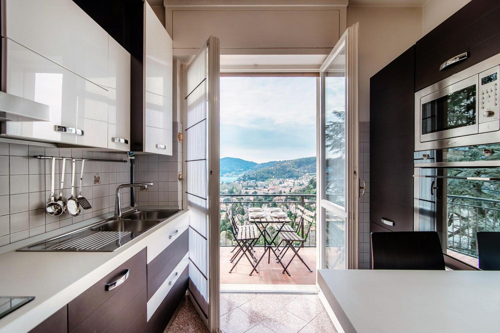 Vista Lario Apartment - Aqua Apartments Τσερνόμπιο Εξωτερικό φωτογραφία